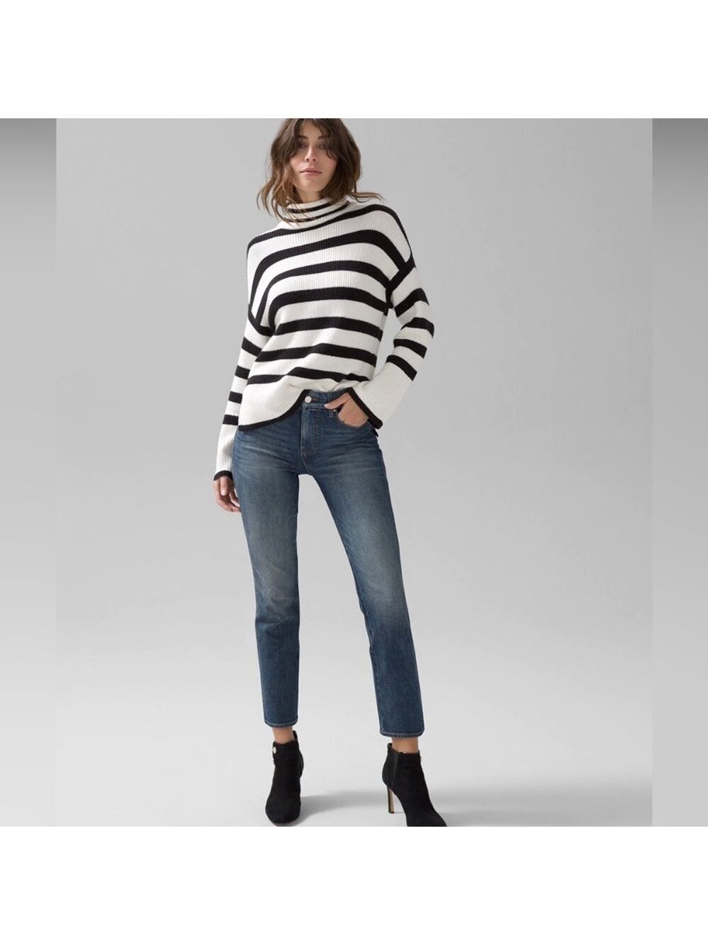 NWOT White House Black Market High Rise Sculpt Jeans